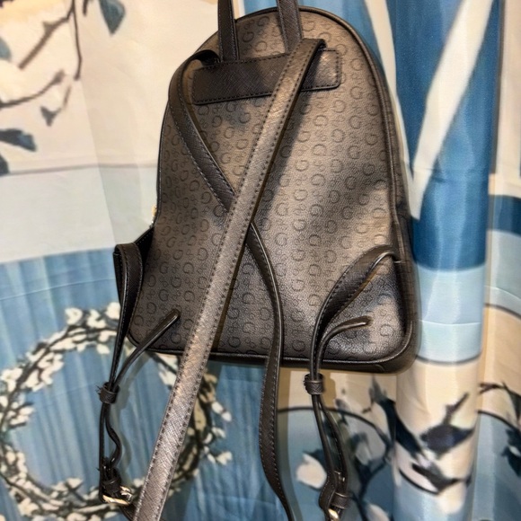 GUESS Charcoal Monogram Backpack - Picture 5 of 10